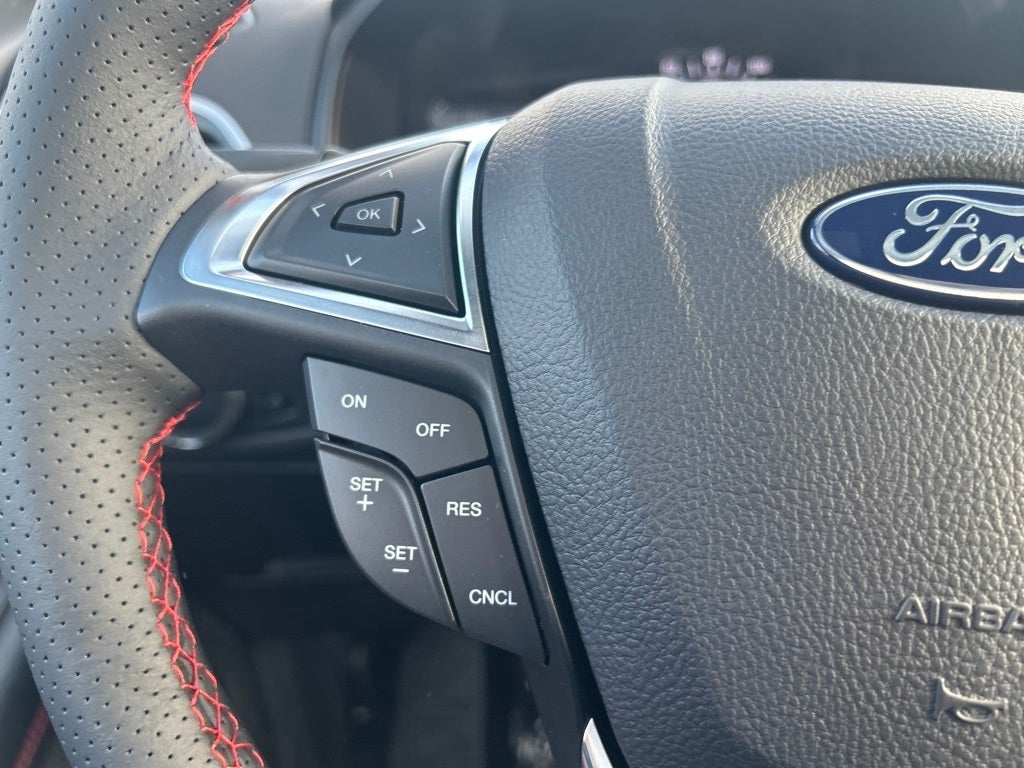 2024 Ford Edge ST Line w/Heated Steering Wheel & Panoramic Vista Roof